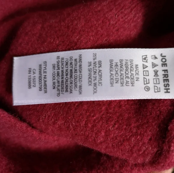 Pullover - Picture 4 of 4